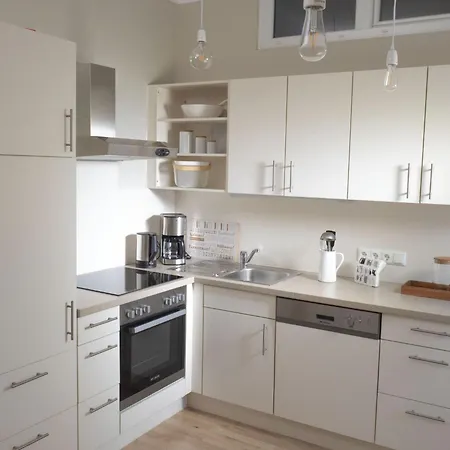 Gemuetliche In Geidorf Mit Garten- Grazer Dom In Der Naehe By Interhome *