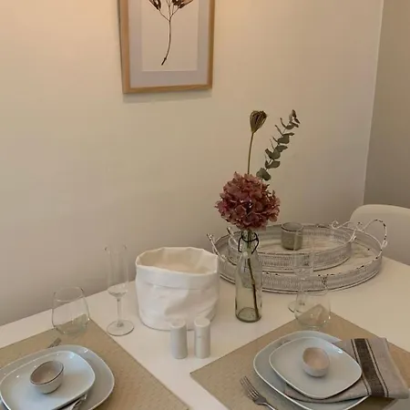 Gemuetliche In Geidorf Mit Garten- Grazer Dom In Der Naehe By Interhome *