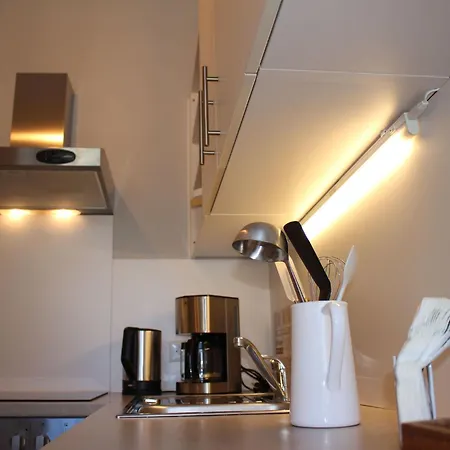 Апартаменти Gemuetliche In Geidorf Mit Garten- Grazer Dom In Der Naehe By Interhome Грац